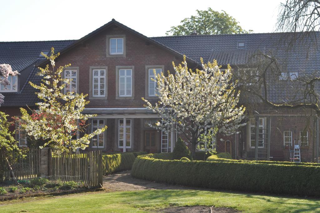 Hotel Cramer Bed & Breakfast Werlte エクステリア 写真