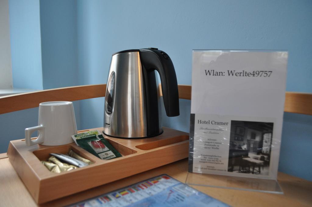 Hotel Cramer Bed & Breakfast Werlte エクステリア 写真